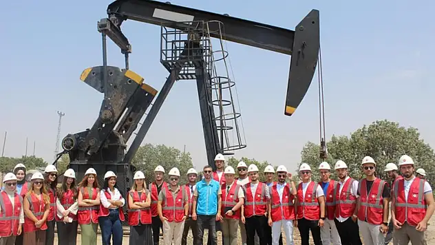 Bakanlık ve TPAO İş Birliğiyle Gençlere Enerji Keşif Programı Başlatıldı