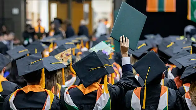 KYK Burs Başvuruları Başladı mı? Gözler Gençlik ve Spor Bakanlığı'nda: İşte 2025-2026 Şartları ve Beklenen Tarih