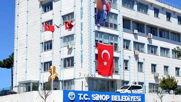 Sinop Belediyesi Zabıta Ekipleri Kaldırımlara Park Eden Sürücülere Göz Açtırmadı!