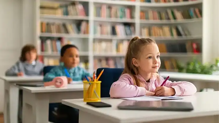 2025-2026 Eğitim Yılında Okul Kıyafet Kuralları: Forma ve Ayakkabı Zorunluluğu Ne Durumda?