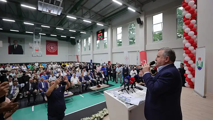 Gençlik ve Spor Bakanı Dr. Osman Aşkın Bak: 'Spor Tesisleri Devrimi Yaşıyoruz'